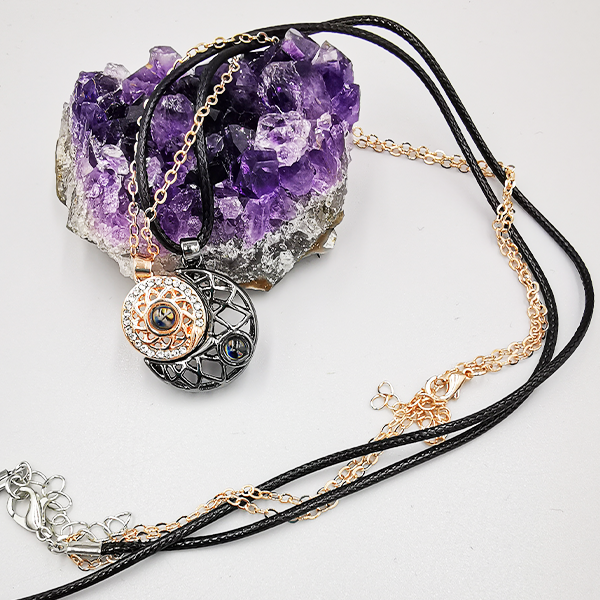 Persolisierte Schlicht und doch romantisch, modern, nostalgisch, Rose und Weiss- Silber, 50 cm Halskette